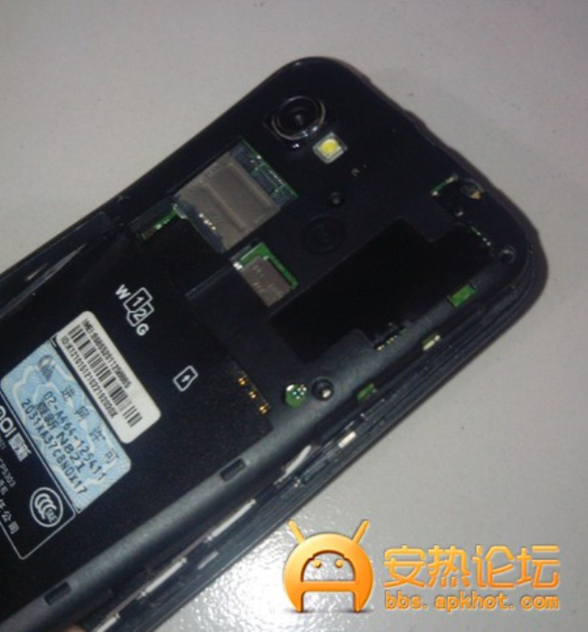 夏新大V手机N821换触摸屏教程